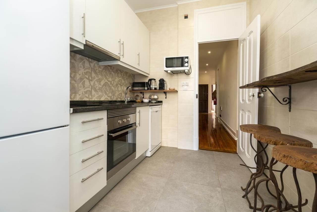 Exotic M2 R2 - Comfortable Classy Double Room With Shared Bath Lisboa المظهر الخارجي الصورة
