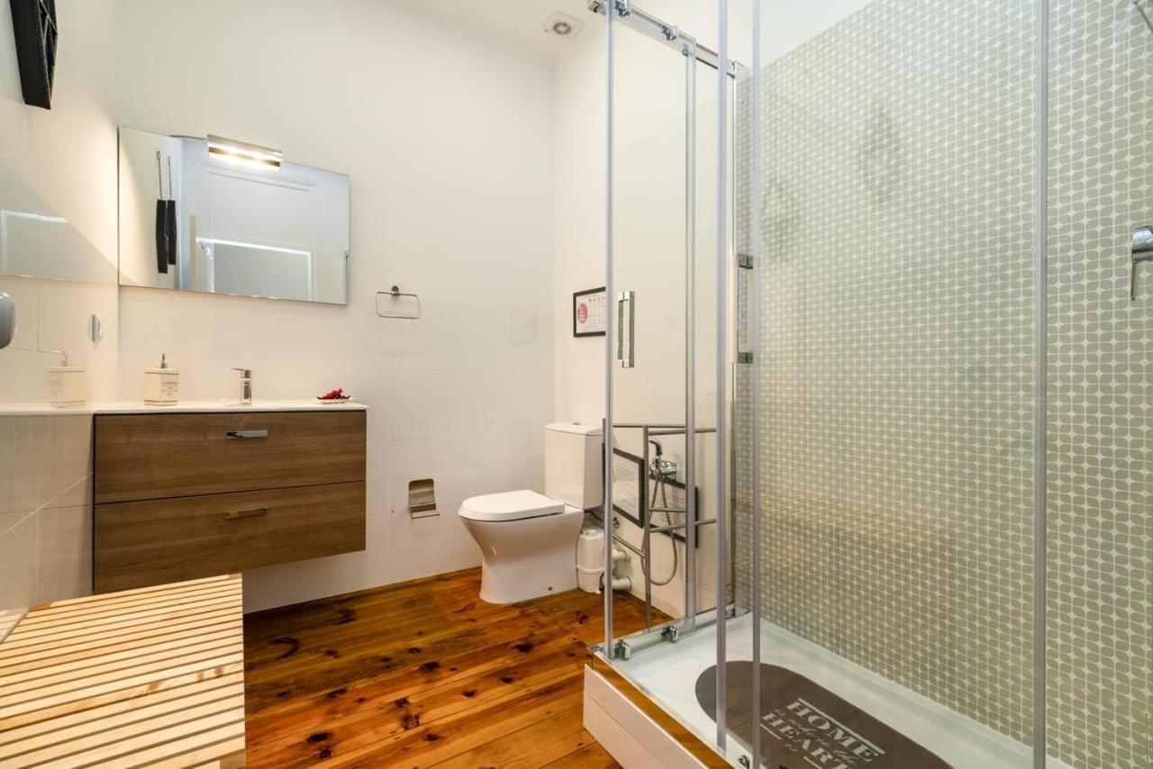 Exotic M2 R2 - Comfortable Classy Double Room With Shared Bath Lisboa المظهر الخارجي الصورة